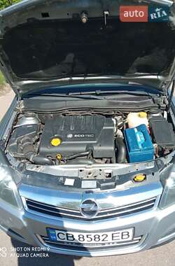 Універсал Opel Astra 2007 в 