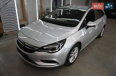 Универсал Opel Astra 2019 в 