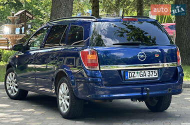 Універсал Opel Astra 2009 в 