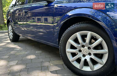 Універсал Opel Astra 2009 в 