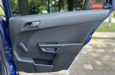 Універсал Opel Astra 2009 в 