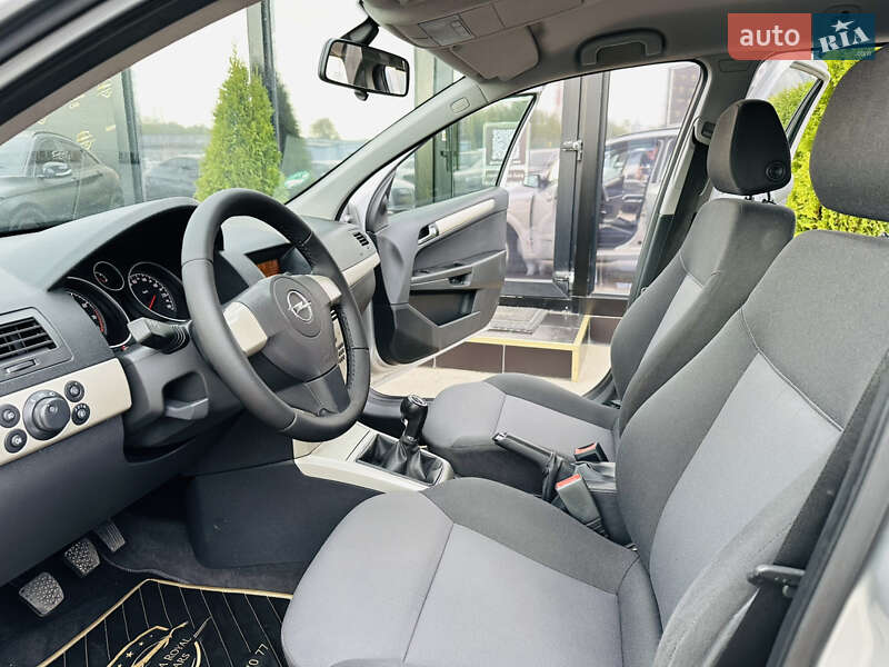 Универсал Opel Astra 2008 в Харькове