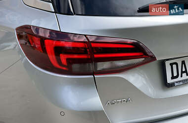 Универсал Opel Astra 2016 в 