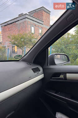 Универсал Opel Astra 2007 в 
