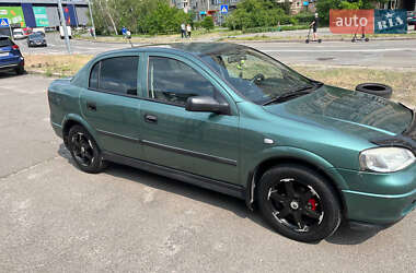 Седан Opel Astra 2008 в 