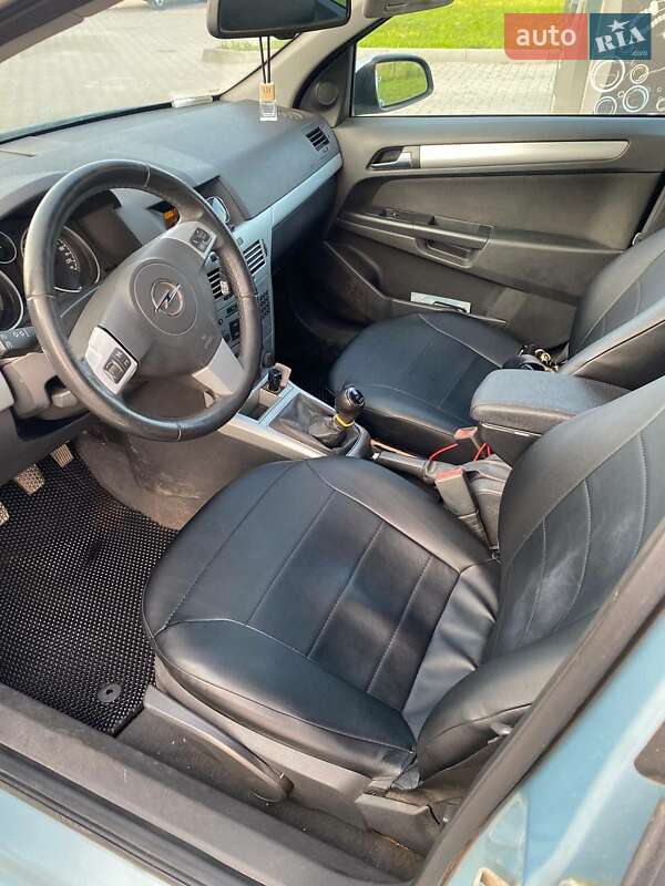 Универсал Opel Astra 2009 в Чернигове фото 18 Универсал Opel Astra 2009 в Чернигове