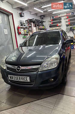 Универсал Opel Astra 2007 в Черновцах