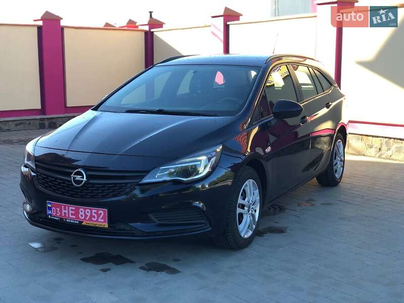 Универсал Opel Astra 2018 в Луцке