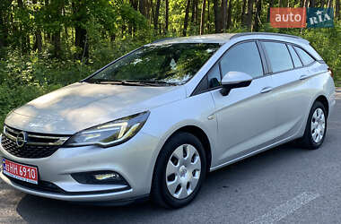 Универсал Opel Astra 2017 в 