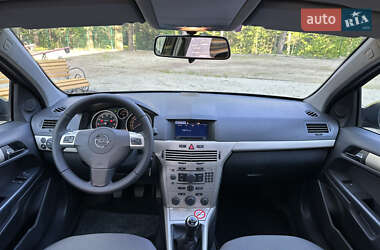 Универсал Opel Astra 2009 в 