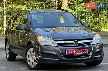 Универсал Opel Astra 2009 в 