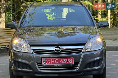 Универсал Opel Astra 2009 в 