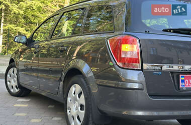 Универсал Opel Astra 2009 в 