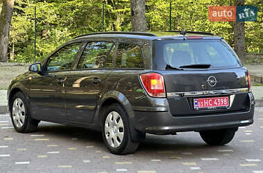 Универсал Opel Astra 2009 в 