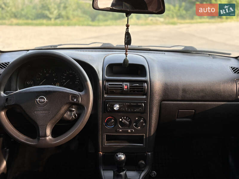 Седан Opel Astra 2001 в Кропивницькому