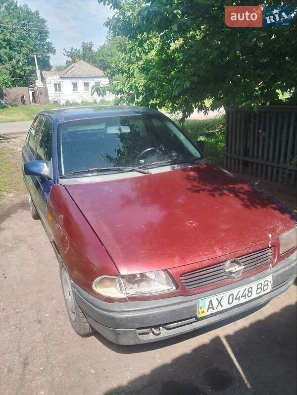 Хетчбек Opel Astra 1992 в Сумах