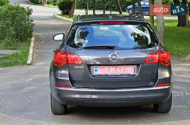 Универсал Opel Astra 2015 в Киеве