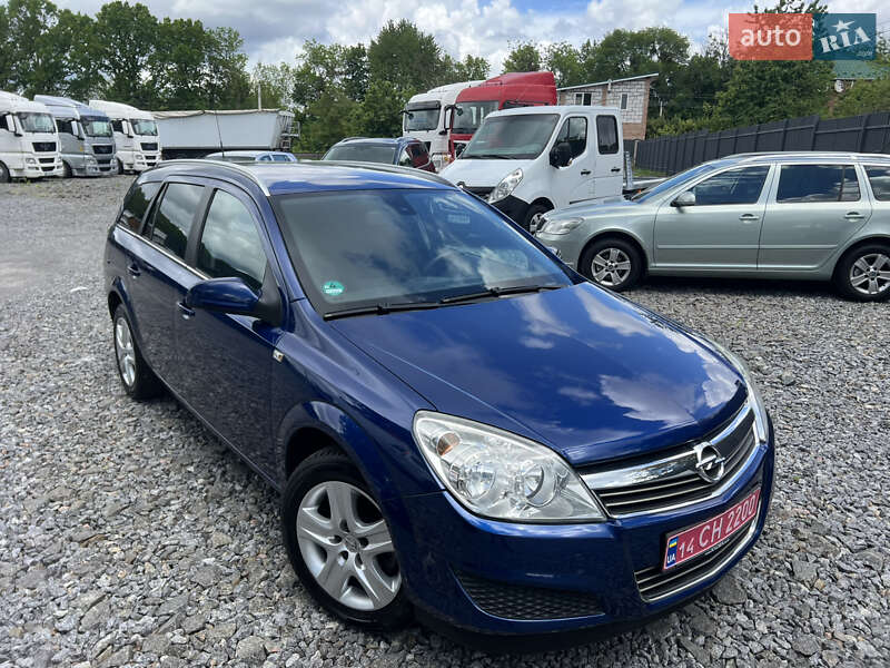 Універсал Opel Astra 2009 в Вінниці
