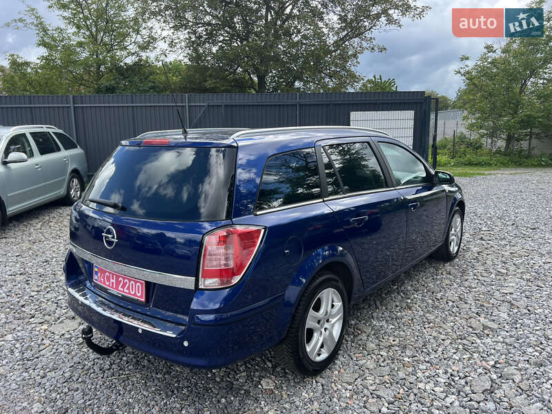 Універсал Opel Astra 2009 в Вінниці