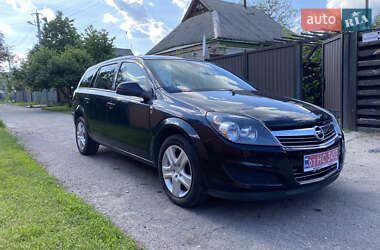 Универсал Opel Astra 2010 в 