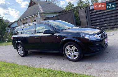 Универсал Opel Astra 2010 в 