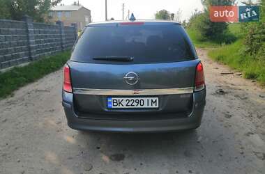 Універсал Opel Astra 2006 в 