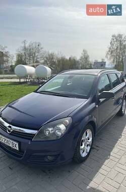 Универсал Opel Astra 2005 в 