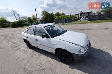 Седан Opel Astra 1993 в 