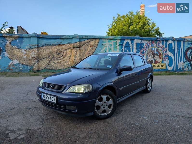 Хэтчбек Opel Astra 2000 в Харькове
