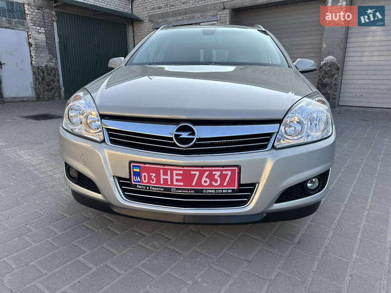 Універсал Opel Astra 2007 в Львові