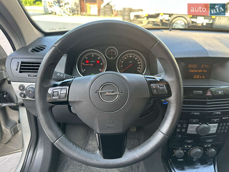 Універсал Opel Astra 2007 в Львові