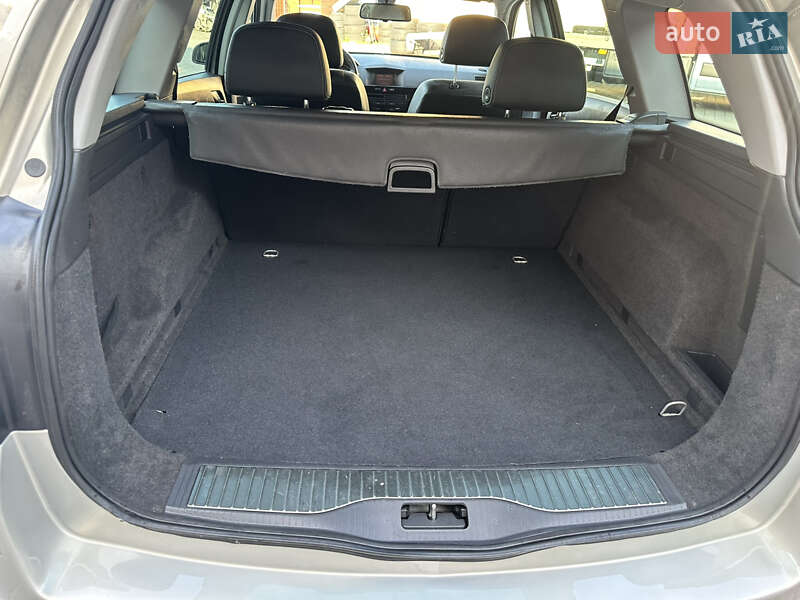 Універсал Opel Astra 2007 в Львові