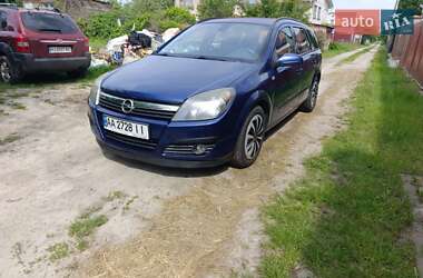 Универсал Opel Astra 2006 в Киеве