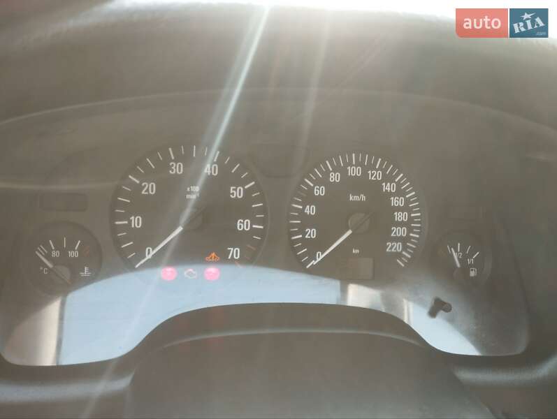 Седан Opel Astra 2006 в Яворові