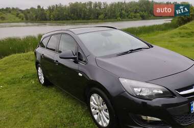 Универсал Opel Astra 2014 в 