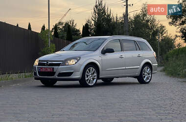 Универсал Opel Astra 2005 в 
