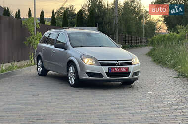Универсал Opel Astra 2005 в 