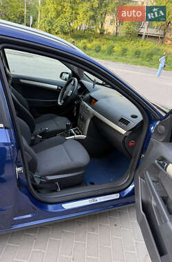 Универсал Opel Astra 2008 в 