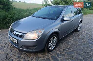 Універсал Opel Astra 2005 в Рівному