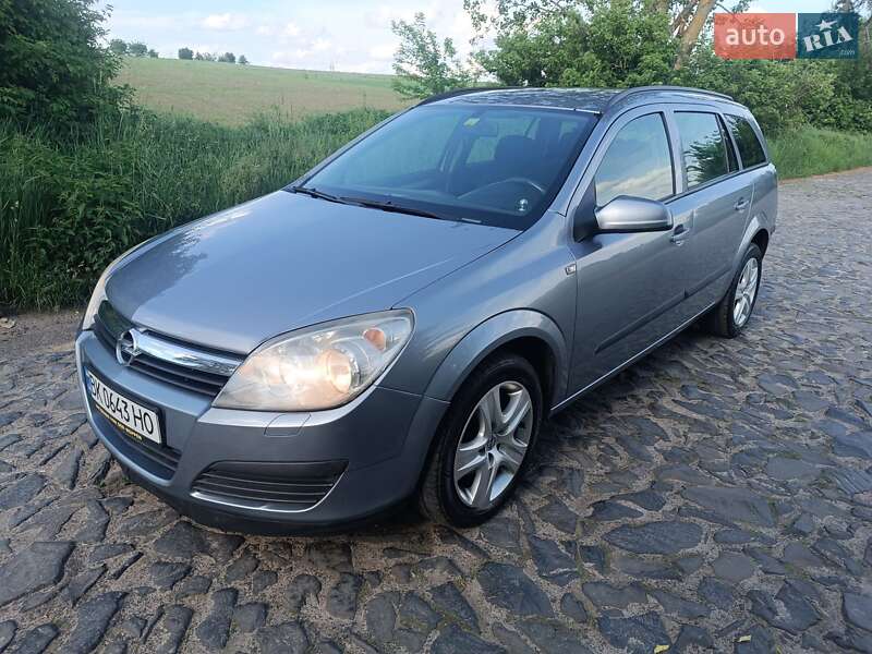 Универсал Opel Astra 2005 в Ровно