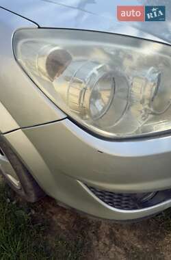Универсал Opel Astra 2008 в 