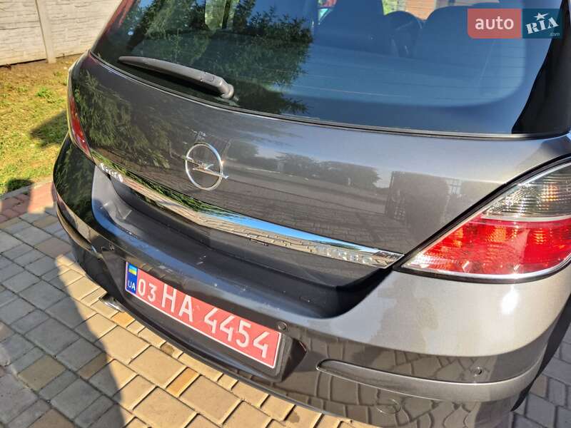 Хетчбек Opel Astra 2009 в Полтаві