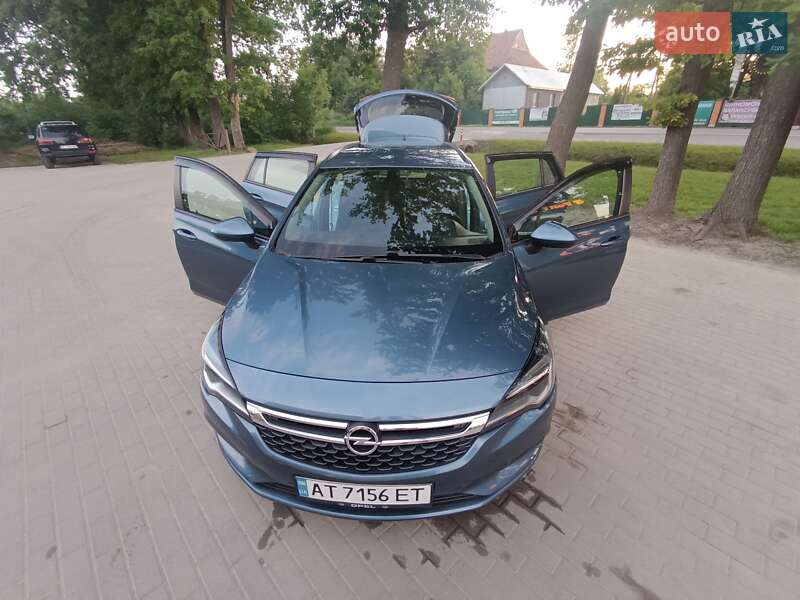 Opel Astra 2016