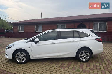 Универсал Opel Astra 2018 в 