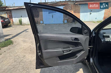 Хэтчбек Opel Astra 2006 в 