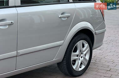 Універсал Opel Astra 2009 в 