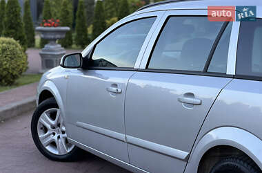 Універсал Opel Astra 2009 в 
