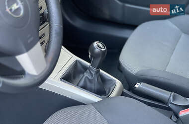 Універсал Opel Astra 2009 в 