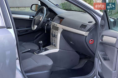 Універсал Opel Astra 2009 в 