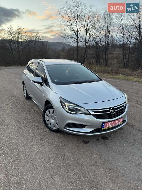 Універсал Opel Astra 2019 в Долині